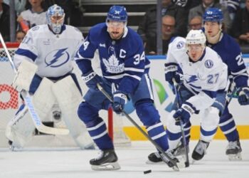 НХЛ: Торонто здолав Тампу, перемога Бостона