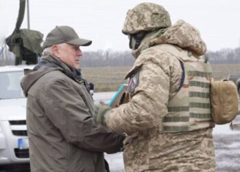 На Сумщині перші екіпажі мобільно-вогневих груп ДФТГ отримали грошові сертифікати за знищені безпілотники + ФОТО