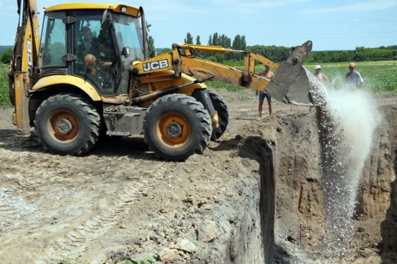 На заощаджені кошти будують додаткові оборонні рубежі на Сумщині (+відео)