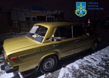 Окупанти дроном атакували цивільну автівку на Сумщині: загинула жінка