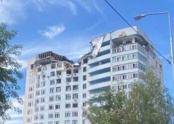 Російські терористи знову масовано атакували ракетами Україну понад 40 ракетами різного типу (+фото, відео)