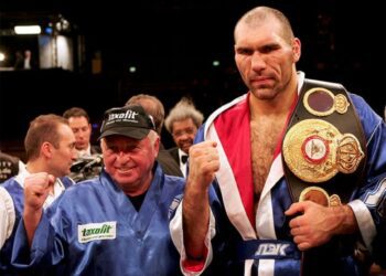 Руслан Чагаєв висловився про зрив реваншу з Валуєвим: “Він технічно злився”