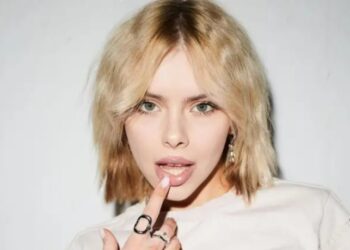 Співачка Маша Кондратенко, яка родом з Шостки, показала уривок пісні на Євробачення: слухачі вже пророкують їй перемогу