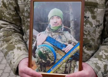 Став до лав “небесного” війська: у Ромнах попрощалися з Сергієм Ситником