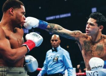Теофімо Лопес передбачив переможця реваншу Хейні – Гарсія