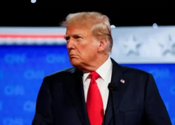 Трамп назвав китайський ШІ-асистент DeepSeek “тривожним сигналом” для американських технологій