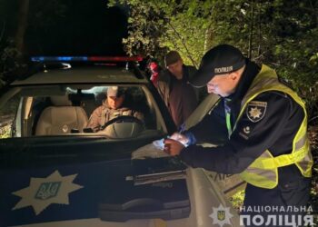 У Конотопі п’яний водій з Чернігівщини пропонував хабара поліцейським