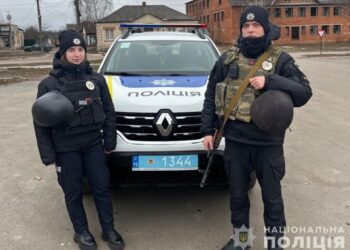 У Краснопіллі поліцейські врятували чоловіка під час епілептичного нападу (ВІДЕО)
