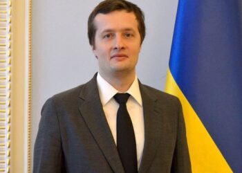 У Порошенка заявили, що його старший син з 2019 року знятий з усіх обліків