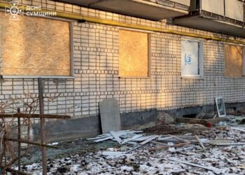 У Свесі завершили розбір завалів зруйнованого під’їзду 5-поверхівки