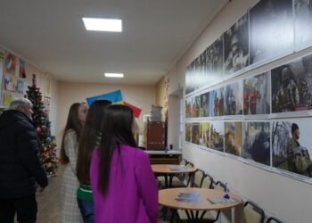 В ОХТИРЦІ ВІДБУЛАСЯ ВИСТАВКА “НЕЗЛАМНА СУМЩИНА”