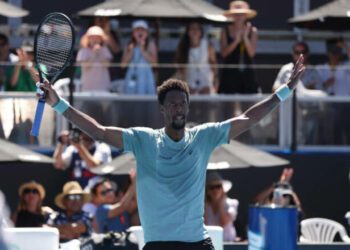 ВІДЕО. SKAI. Монфіс присвятив свій трофей в Окленді їх зі Світоліною доньці