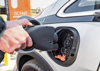 Українці стали купувати більше електромобілів: найпопулярніші моделі (ФОТО)