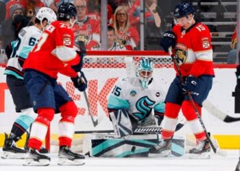 НХЛ: Флорида поступилася Сіетлу, Вінніпег обіграв Сент-Луїс, перемоги Далласа, Торонто та Вегаса