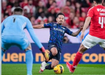 Бенфіка з Трубіним обіграла Морейренсе у результативному домашньому матчі