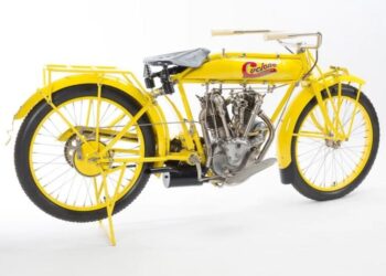 Найдорожчий мотоцикл усіх часів пішов із молотка за ціною понад мільйон доларів (ФОТО)