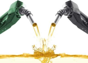 Фахівець розповів, що буде з машиною, якщо в баку змішати бензин із різним октановим числом