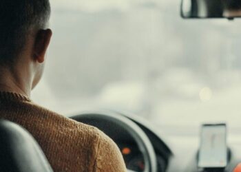 В Україні ветеранам компенсують навчання в автошколах, але не всім