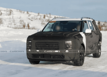 Компанія Hyundai готує заряджену версію популярного сімейного кросовера