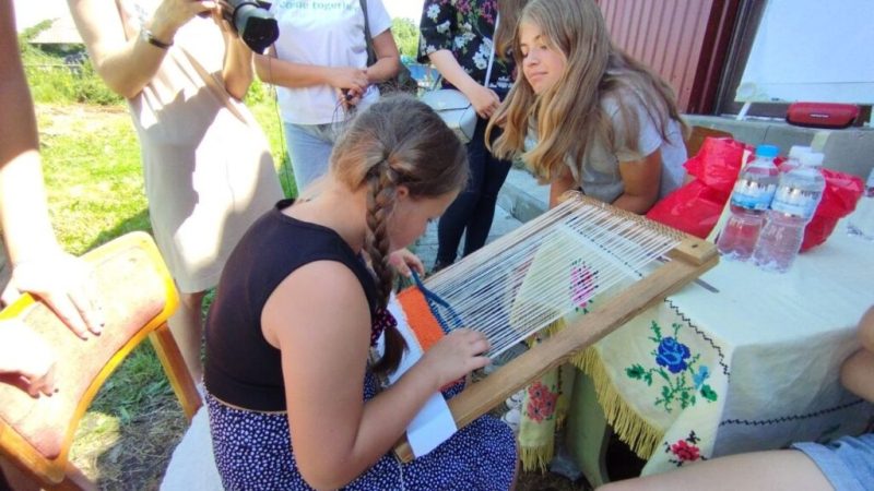 Активний відпочинок та найкрутіші розваги для дітлахів організували активісти ГО «Сила інтелекту» та КЗ «Шосткинська публічна бібліотека» в рамках проєкту «Переможні горизонти 2.0» (+фото)