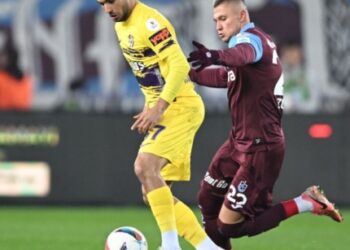 Трабзонспор з Батаговим, Зубковим та Сіканом мінімально обіграв Еюпспор. Степаненко – поза заявкою на гру