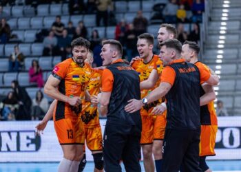 Барком-Кажани – Купрум Хожув. Дивитись онлайн. LIVE трансляція.