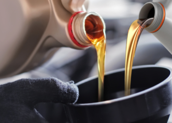 Масложор в автомобілі: як вирішити проблему без капітального ремонту двигуна