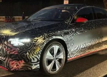 Найдешевший електрокар Mercedes 2025 року показали до прем’єри (ФОТО)