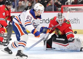 НХЛ: Рейнджерс зробив камбек у грі з Бостоном