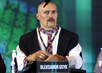 Радий бачити мого друга: Усик провів зустріч зі своїм колишнім суперником