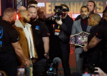 Кріс Юбенк не збирається вибачатися через розбите яйце на голові Конора Бенна: “Я перейшов межу?”