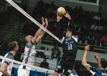 Ліга чемпіонів з волейболу. Зіграні перші матчі 1/8-ї