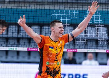 Львівські Кажани перемагають і покидають зону вильоту