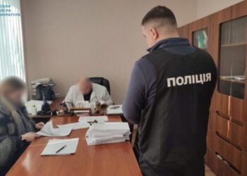 На Сумщині викрито члена ВЛК, який вимагав з призовника хабар за направлення на додаткові обстеження 