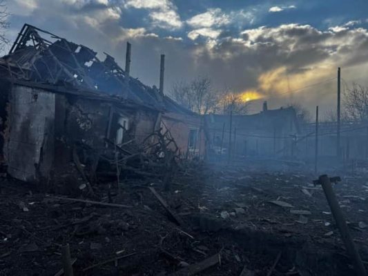 Одна людина загинула і 9 постраждали через удари РФ по Донеччині