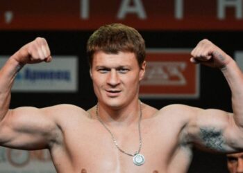 Олександр Повєткін – про звільнення з посади заступника губернатора Вологодської області: “Який із мене великий політик?”