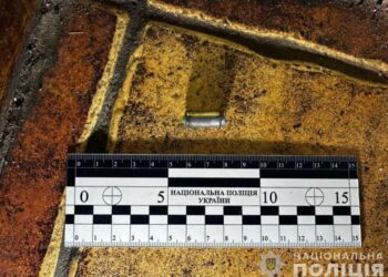 Поліція розслідує стрілянину біля одного із кафе у Конотопі