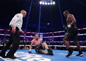 Реакція Тоні Беллью на перемогу Дерека Чісори над Отто Валліном: “Повернув час назад”