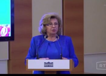 Російська омбудсман розповіла, що українські військові ділилися їжею з жителями Курщини