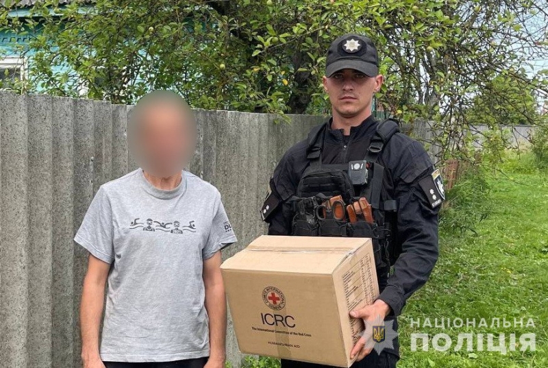 Шосткинські поліцейські продовжують допомагати населенню в прикордонній зоні