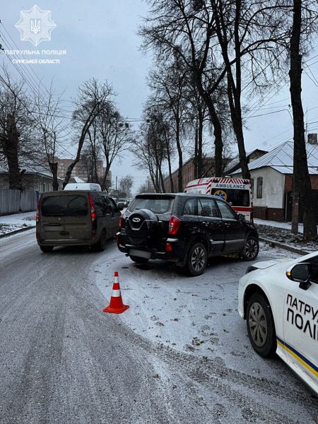 У Сумах в ДТП постраждала водійка