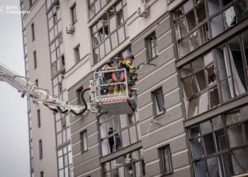 У Сумах від атаки БПЛА по житловій забудові постраждали дві жінки