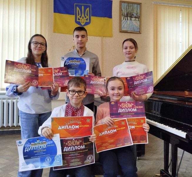 Учні Роменської дитячої музичної школи ім. Є. Адамцевича – з черговими перемогами у багатьох конкурсах + ФОТО