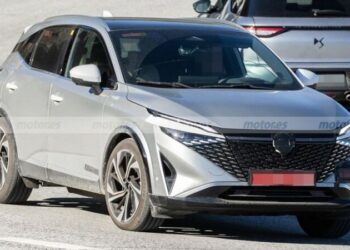 Оновлена версія популярно Nissan Qashqai проходить тестування (ФОТО)