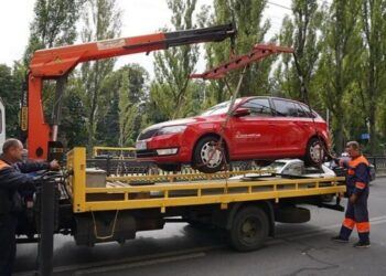 Для столичних водіїв вводять зміни на час повітряних тривог: що відомо