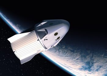 Корабель SpaceX вперше здійснить орбітальний політ над полюсами Землі