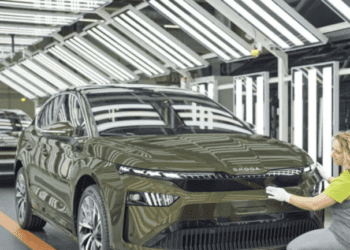 Skoda розпочала випуск оновлених електричних кросоверів (ФОТО)