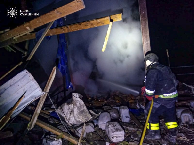 Рятувальники ліквідували 4 пожежі спричинені ворожими ударами по прикордонню Сумщини