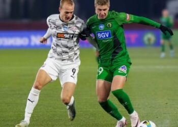 Українець Смоляков дебютував за Лос-Анджелес