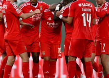 Бенфіка з Трубіним вирвала перемогу над Ріу Аве у результативному виїзному матчі